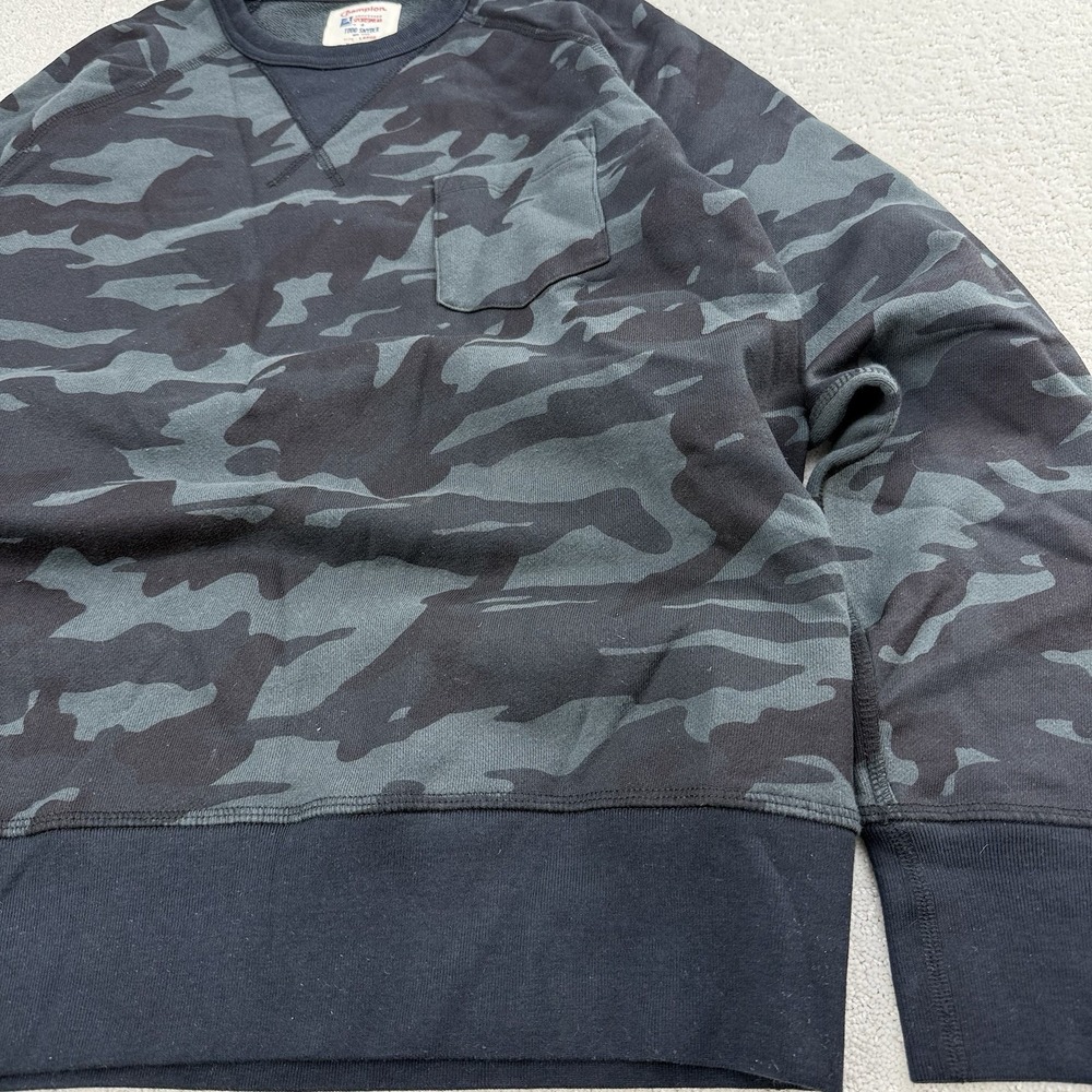 Champion x Todd Snyder Camo Pocket Crew Sweatshirt Mens L $148 - Picture 3 of 10